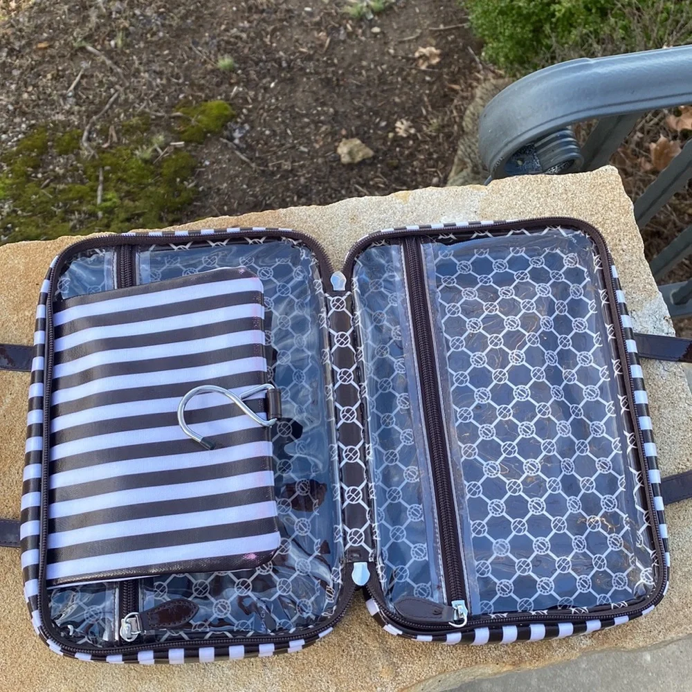 henri bendel Black and White Striped Cosmetic Bag Set
